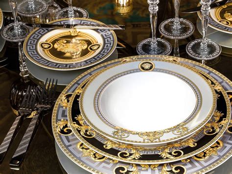 pranzo luxury versace|versace dinnerware for sale.